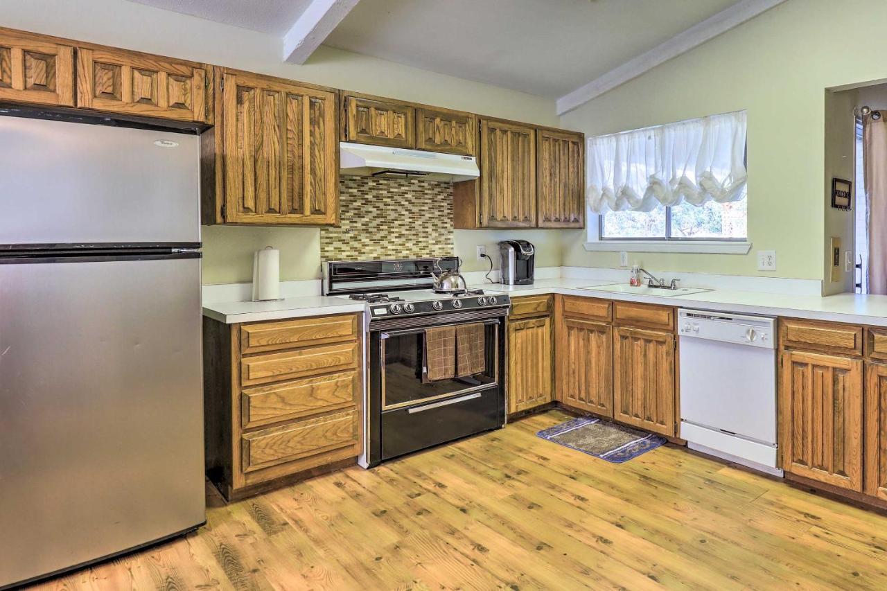 Granbury Getaway With Lake Views 2 Mi To Downtown! 외부 사진