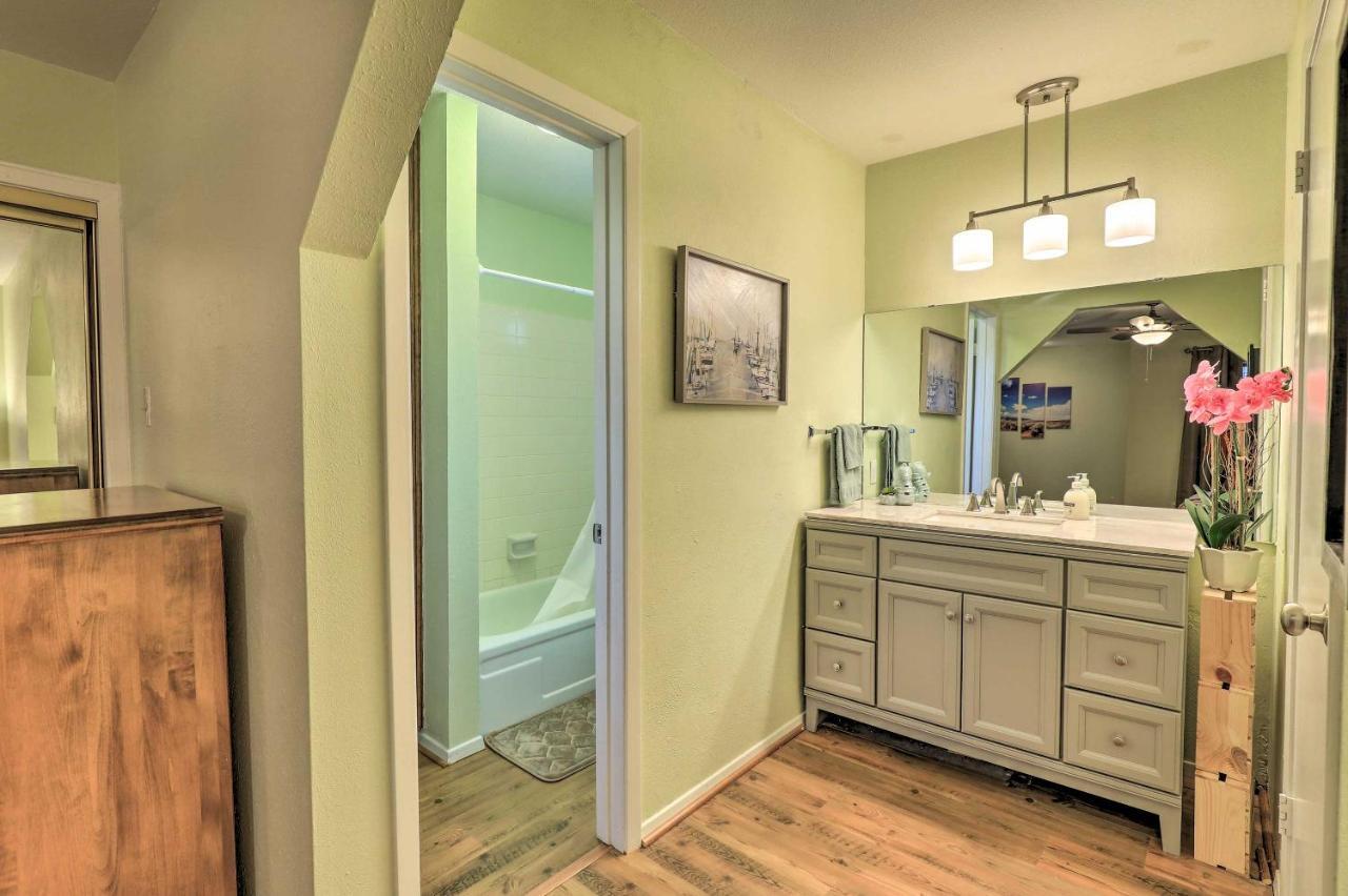 Granbury Getaway With Lake Views 2 Mi To Downtown! 외부 사진