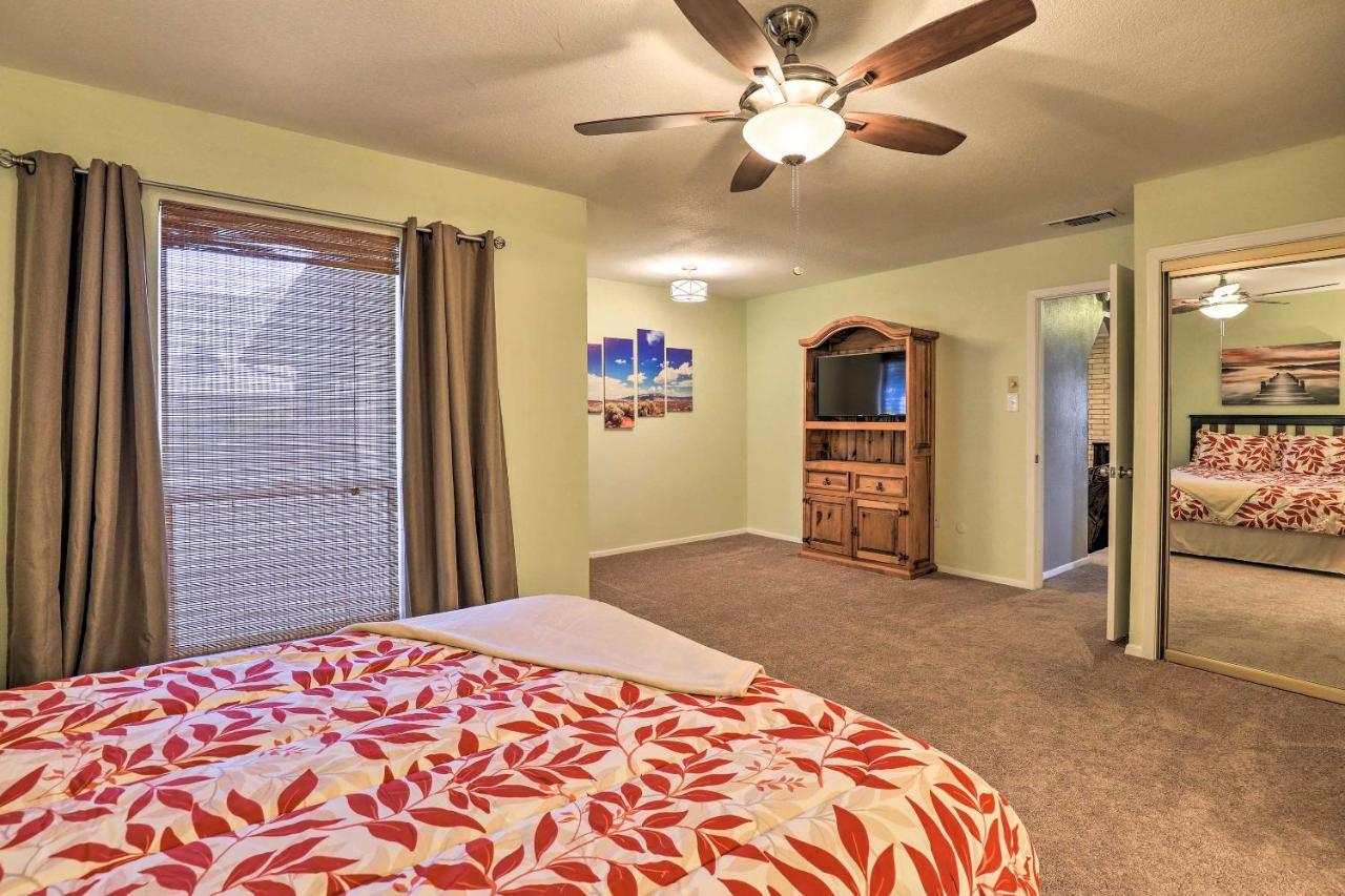 Granbury Getaway With Lake Views 2 Mi To Downtown! 외부 사진